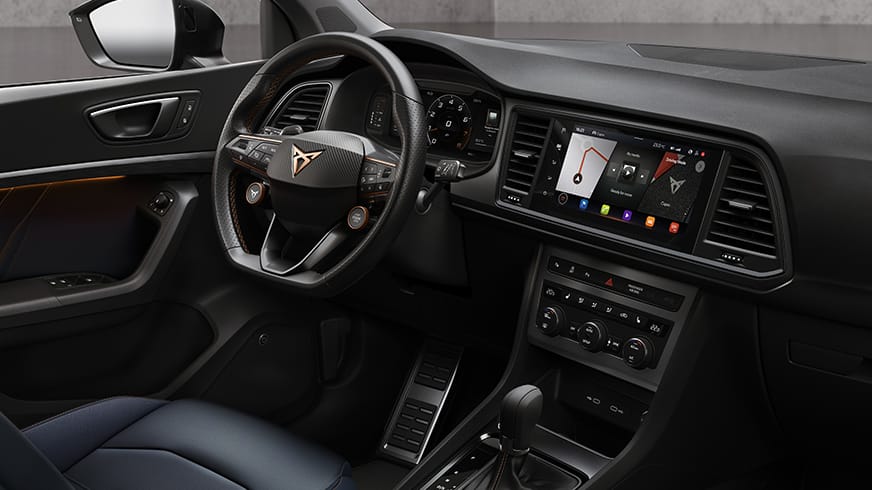 cupra-ateca-2020-steering-wheel-and-DSG-automatic-gearbox
