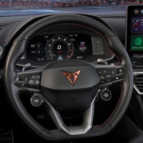 new-cupra-formentor-2024-cupra-steering-wheel-infotainment-l-1