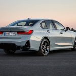 524790-bmw-serie-3-2023-de-belles-retouches-et-un-grand-ecran