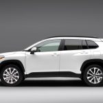 2022_toyota_corolla_cross_windchillpearl_0031639165992647